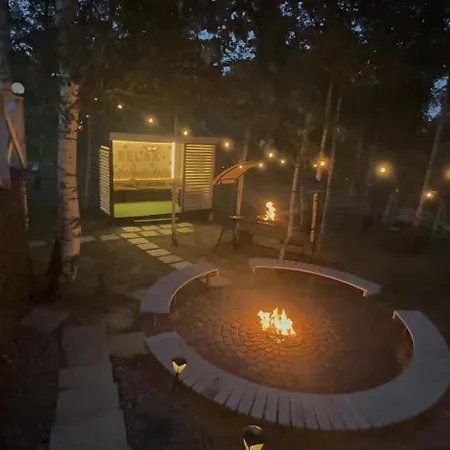 Relax - Heated Pool, Hot Tub & Sauna